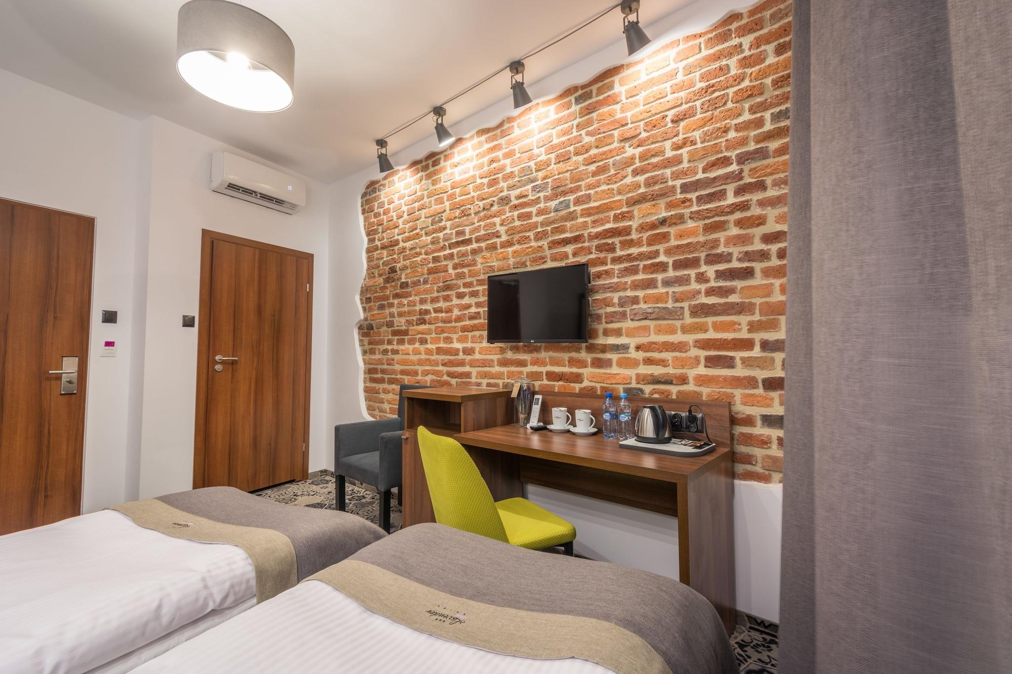 Lavender Hotel